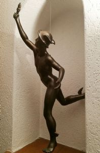 Mercurio Scultura in legno laccati color bronzo. h.90